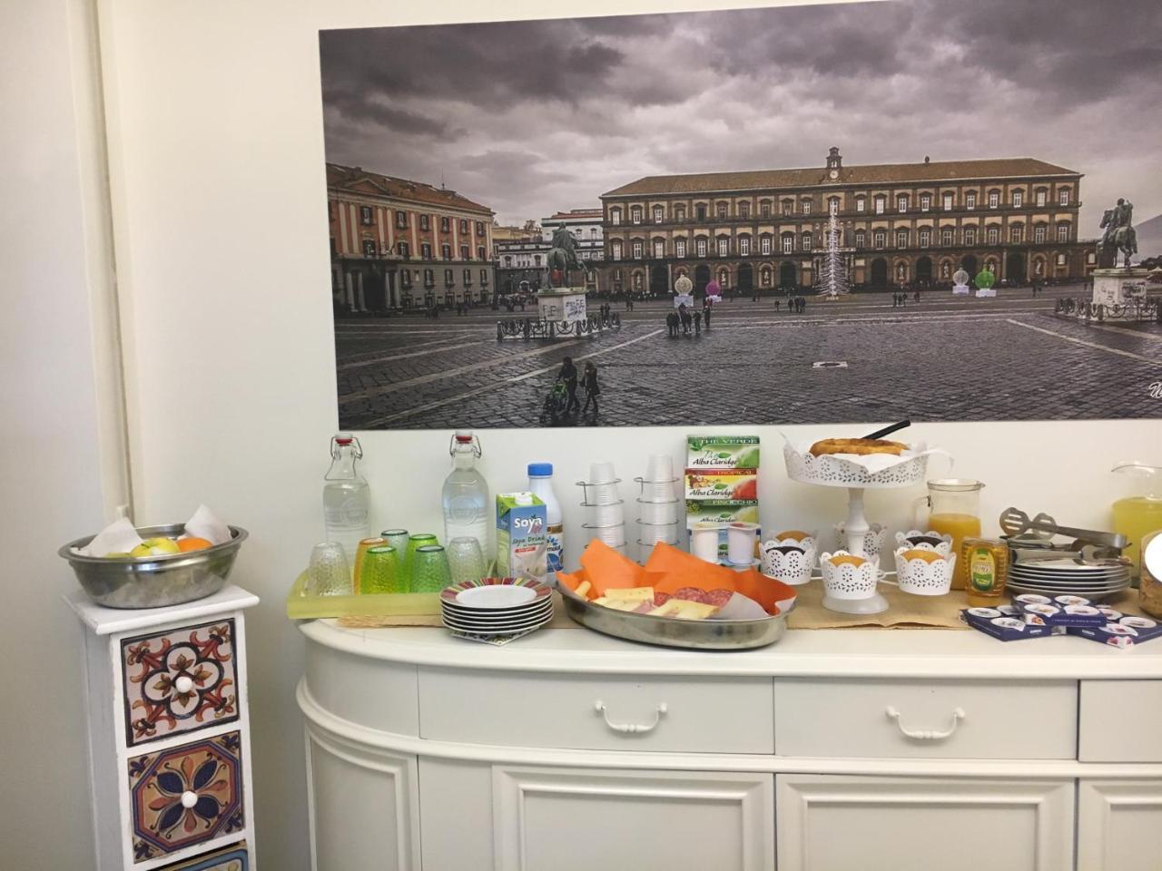 Donna Vicenza Bed & Breakfast Napoli Eksteriør billede