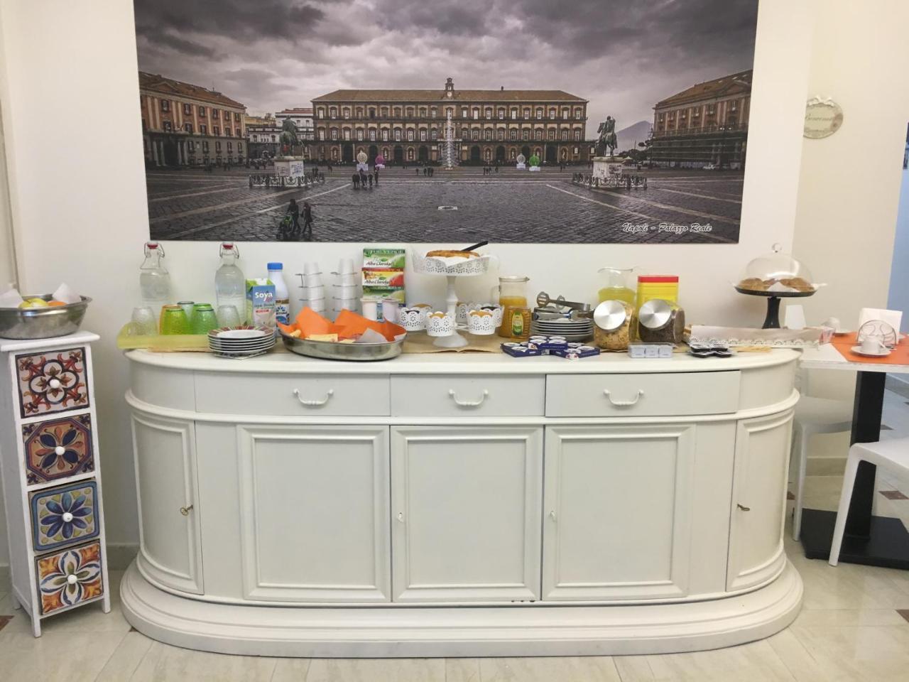 Donna Vicenza Bed & Breakfast Napoli Eksteriør billede