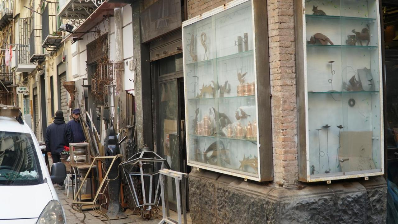 Donna Vicenza Bed & Breakfast Napoli Eksteriør billede